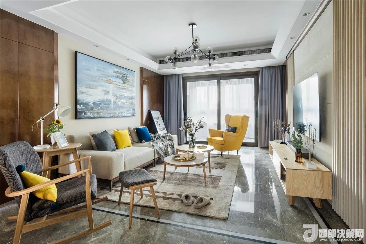 沙發(fā)背景墻選對裝飾畫，才能美了整個客廳空間！