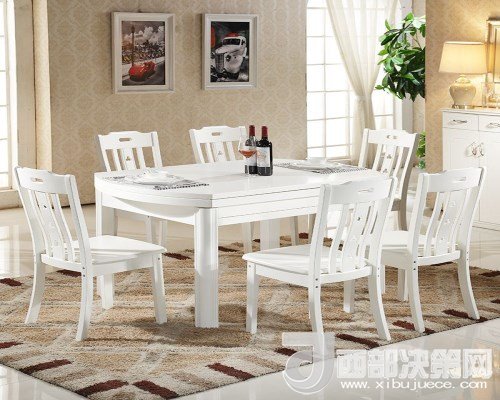 喜歡白色餐桌 但椅子該如何搭配？