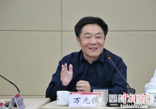 圖為山東師范大學(xué)副校長萬光俠在開幕式上發(fā)言?！≮w曉 攝