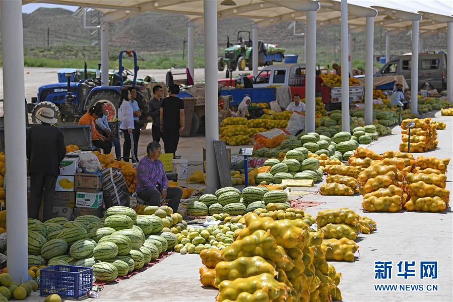 （壯麗70年·奮斗新時代——共和國發(fā)展成就巡禮·圖文互動）（5）生態(tài)美、百姓富——品讀嶄新“寧夏畫卷”
