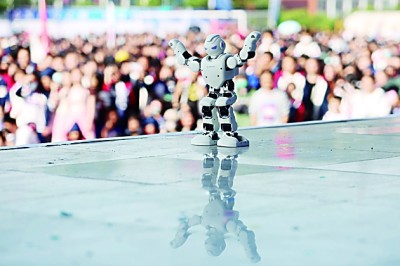 激勵(lì)創(chuàng)新，樹(shù)立“強(qiáng)國(guó)有我”鴻鵠志