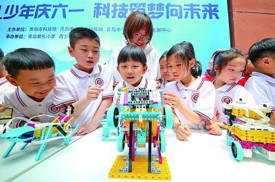 激勵(lì)創(chuàng)新，樹(shù)立“強(qiáng)國(guó)有我”鴻鵠志